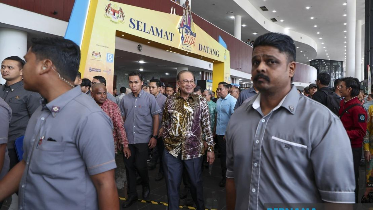 PM Anwar Officiates HAWANA 2026 Celebration in Butterworth, Recognising Journalism Excellence