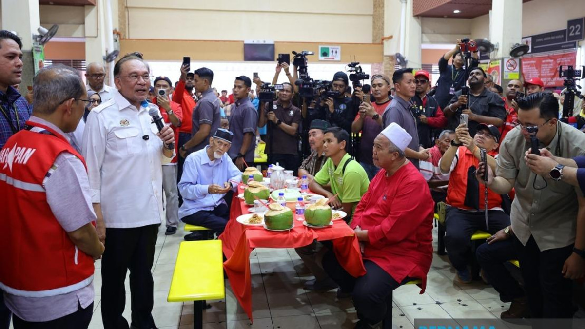 Anwar Calls on Negeri Sembilan Voters to Renew Pakatan Harapan's Mandate for Stability