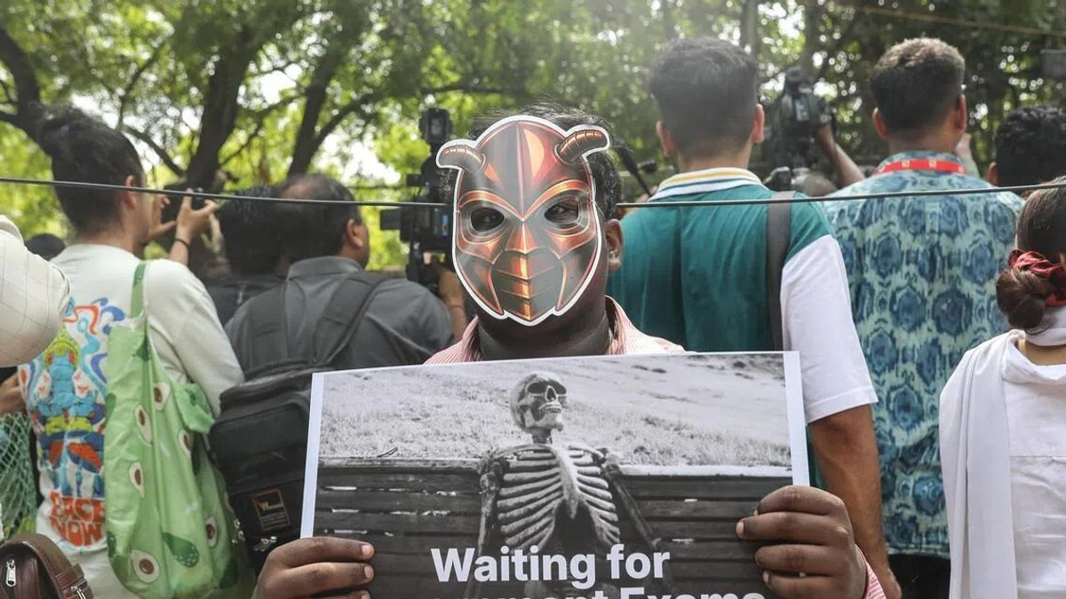 India Conducts High-Stakes Medical Exam Retest Amid Security Crackdown Following Paper Leak Crisis