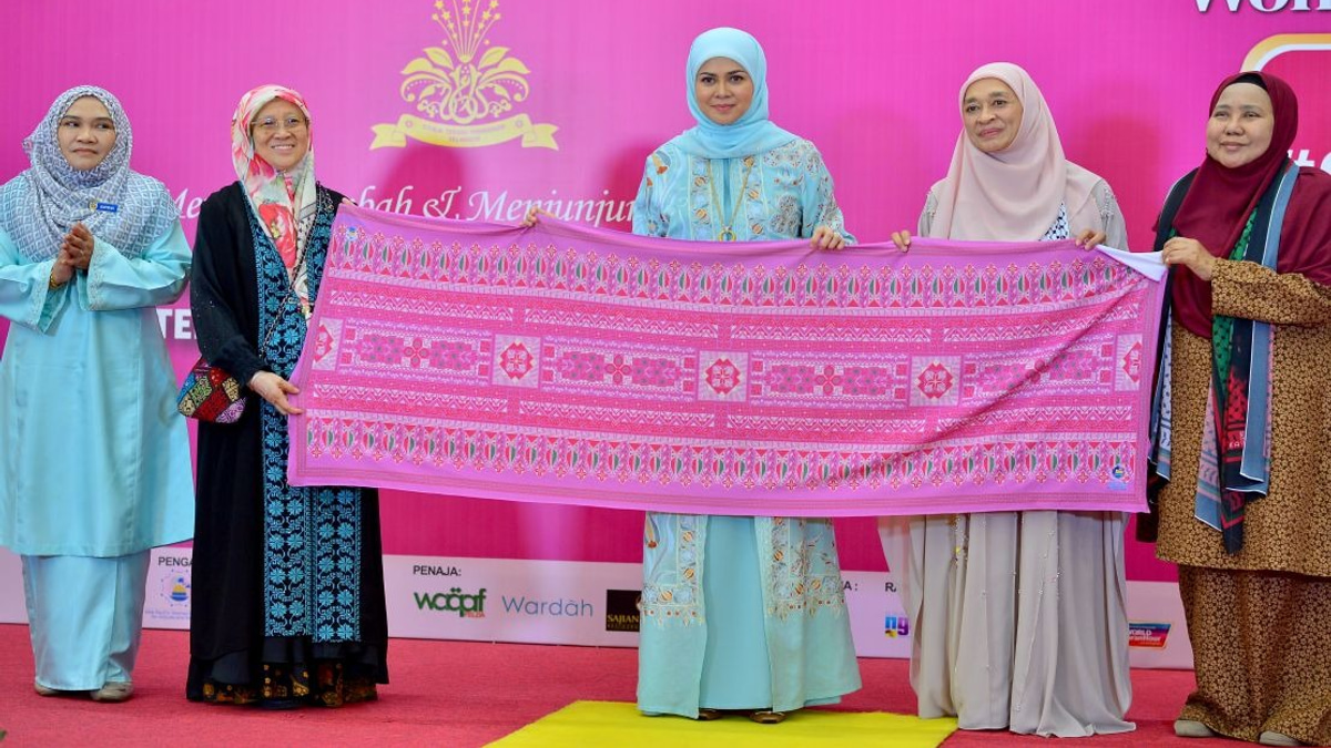 Tengku Permaisuri Norashikin Launches Women's Quran Initiative Focused on Resilience