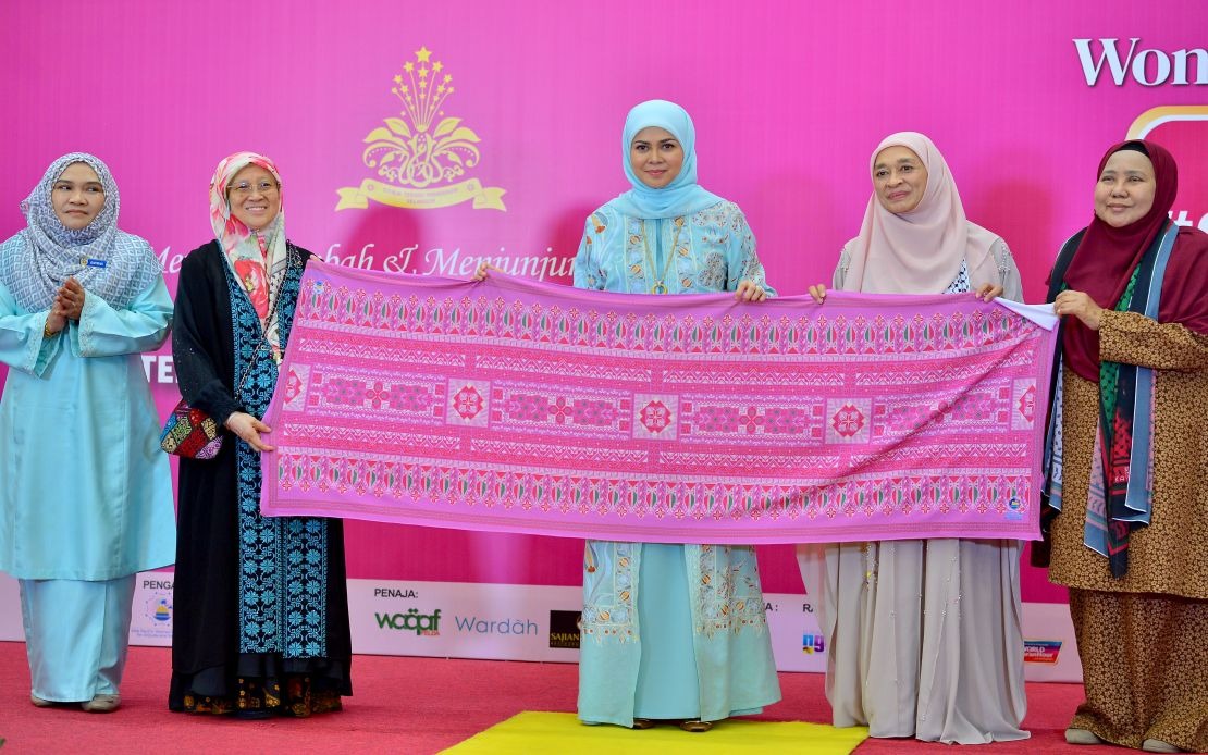 Tengku Permaisuri Norashikin Launches Women's Quran Initiative Focused on Resilience