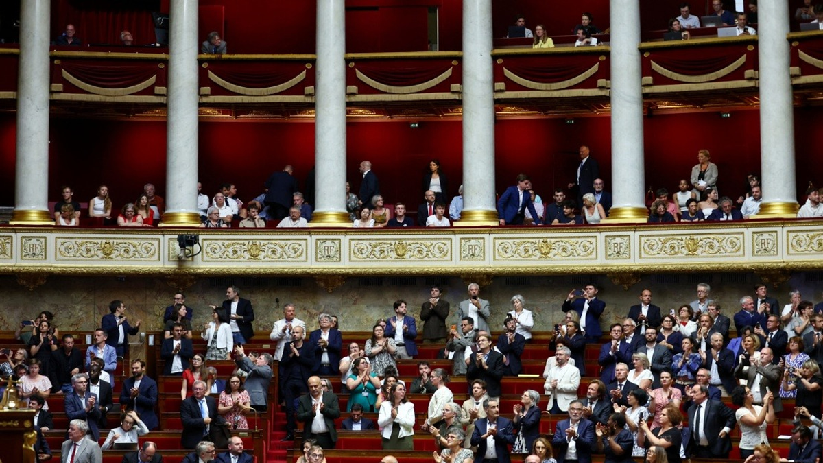 France Legalizes Assisted Dying for Terminally Ill, With Safeguards in Place