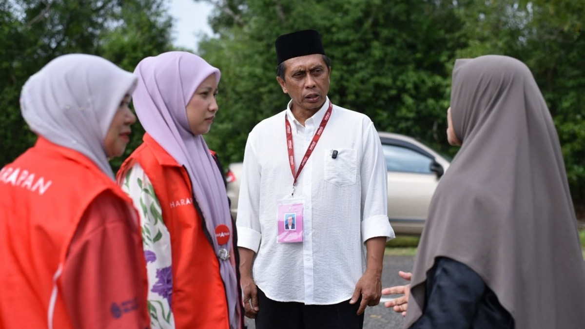 Faizul Confident PH Can Upset BN's Tanjung Surat Stronghold in Johor Poll