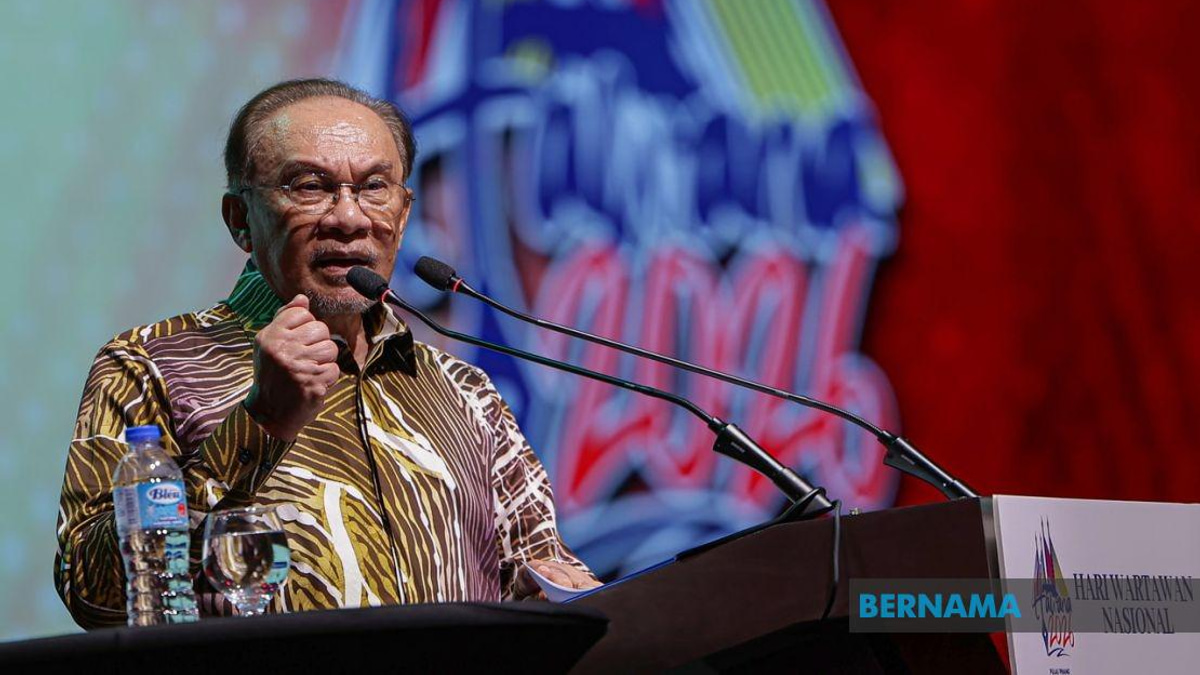 PM Anwar Backs Nallini's Leadership of Malaysian Media Council
