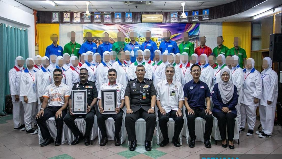 Prisons Department Achieves Malaysia Book of Records Recognition for Life-Saving Training Initiative