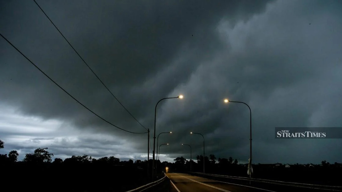 Severe Weather Alert Sweeps Across 12 Regions as Storms Intensify