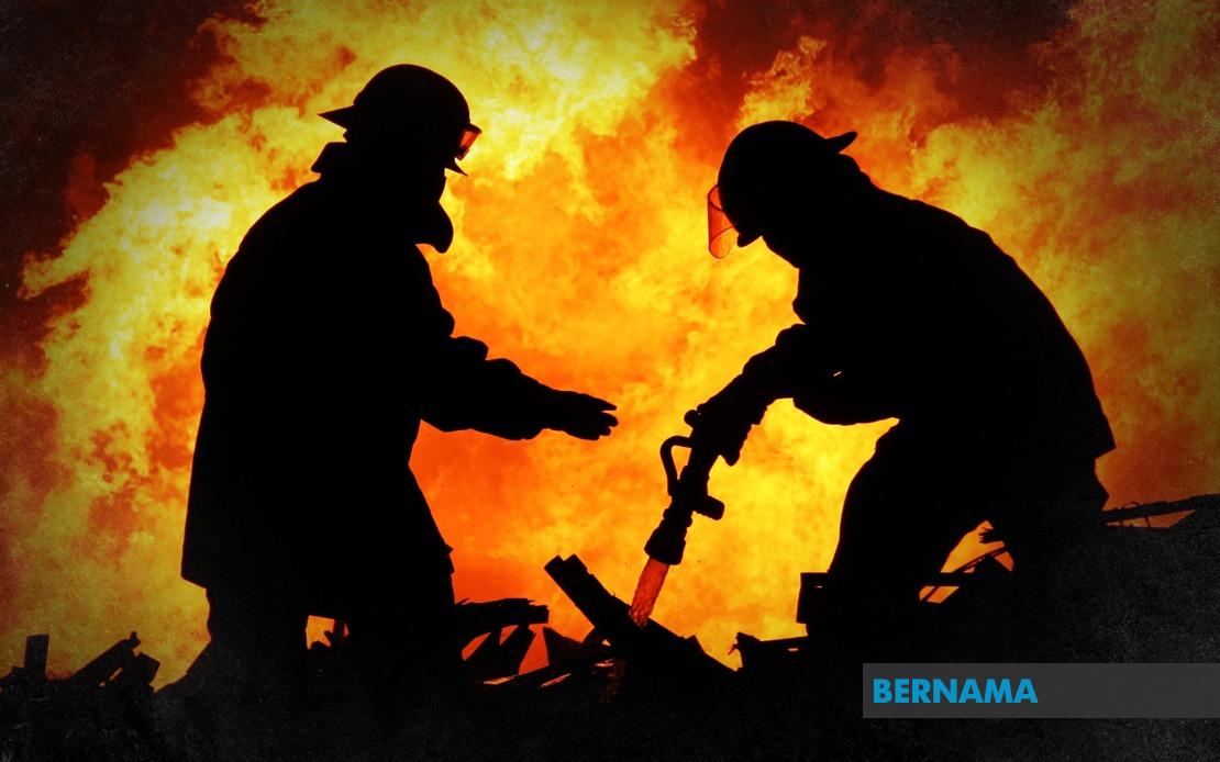 Nine Killed in Firecracker Factory Explosion at Unlicensed Facility in Gujarat