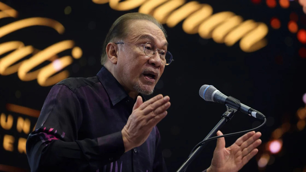 Malaysia Pivots Towards High-Tech Economy, Semiconductors and AI Under Anwar's Vision