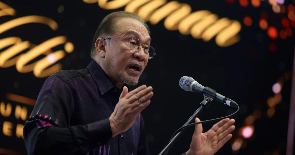 Malaysia Pivots Towards High-Tech Economy, Semiconductors and AI Under Anwar's Vision