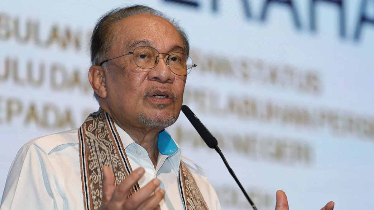 Petronas-Petros Talks Advance as Anwar Points to Breakthrough Momentum