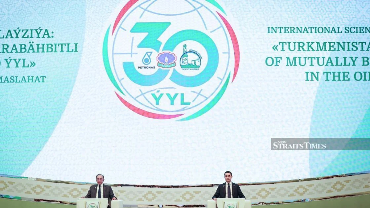 Malaysia Deepens Energy Ties with Russia and Turkmenistan as Anwar Charts New Diplomatic Course