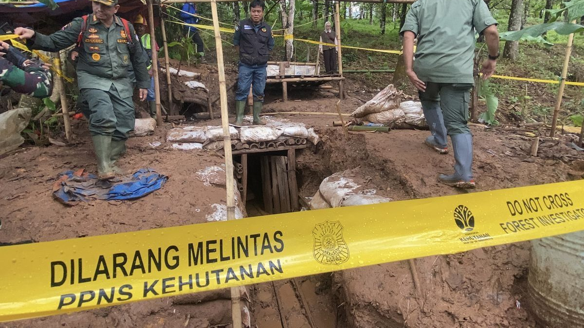 Indonesia Charges 24 Foreign Nationals in Maluku Illegal Gold Mining Crackdown