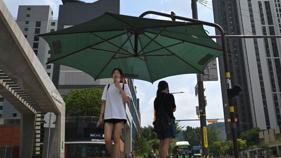 South Korea's Workplace Heat Crisis: How Big Business Protects Workers While Small Firms Struggle