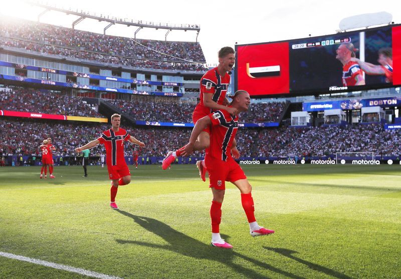 Haaland Announces World Cup Arrival with Brace as Norway Crushes Iraq 4-1
