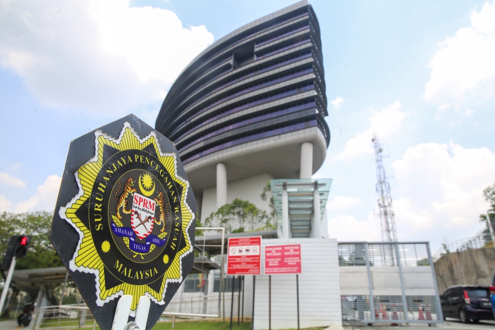 MACC arrests five more immigration officers in MyIMMs system breach probe