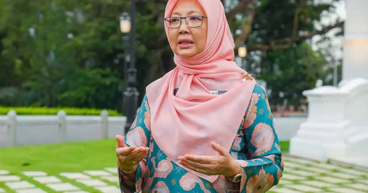 Zaliha Questions Johor BN's Call for Opposition to Name Poster Boy