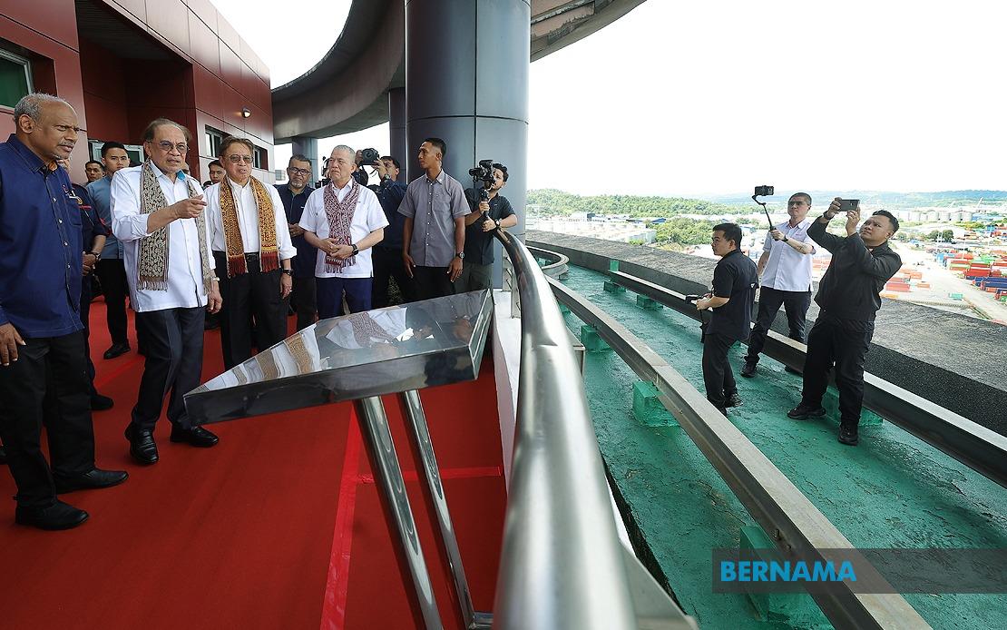Federal Government Backs Sarawak's Takeover of Bintulu Port Operations