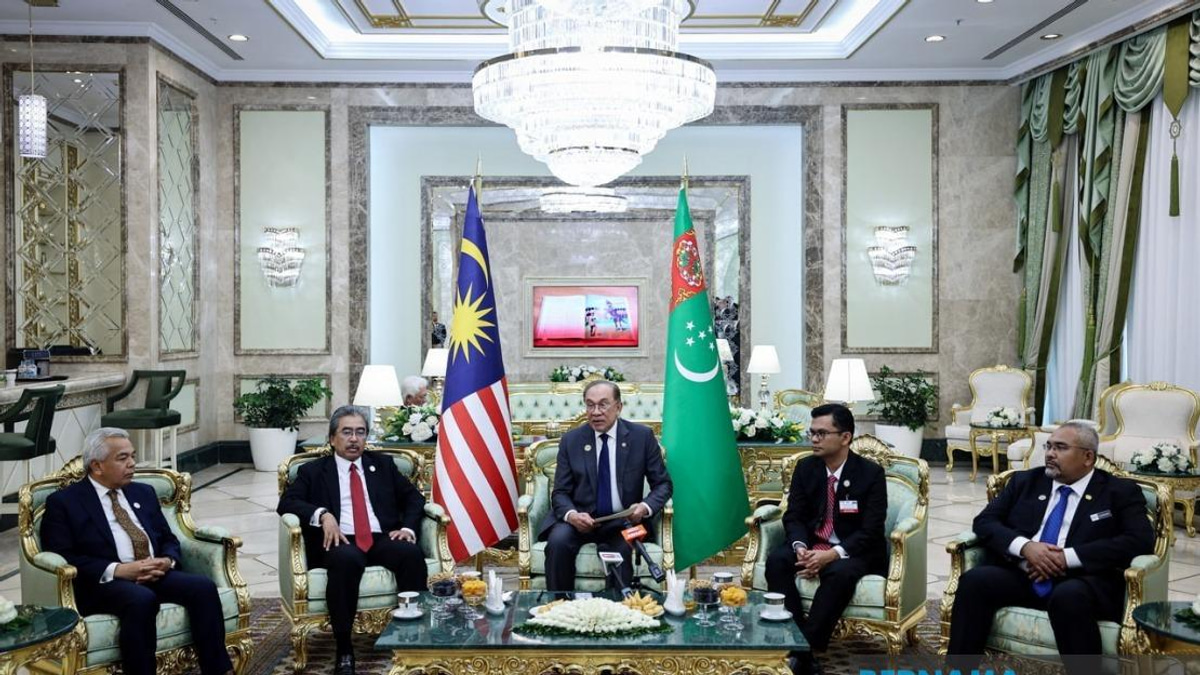 Anwar's Turkmenistan Visit Opens Energy Cooperation Doors
