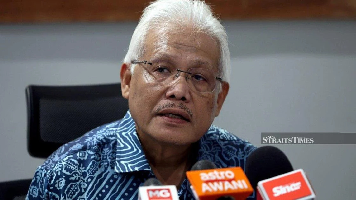 Hamzah Zainudin's Parti Wawasan Negara Positions Itself as Mediator Between PAS and UMNO
