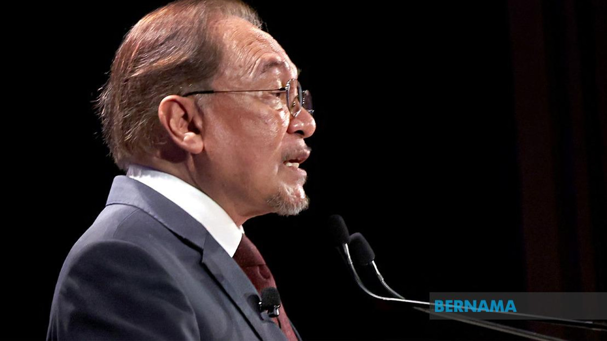 PM Anwar's Packed Itinerary in Turkmenistan Signals Deepening Ties with Central Asia