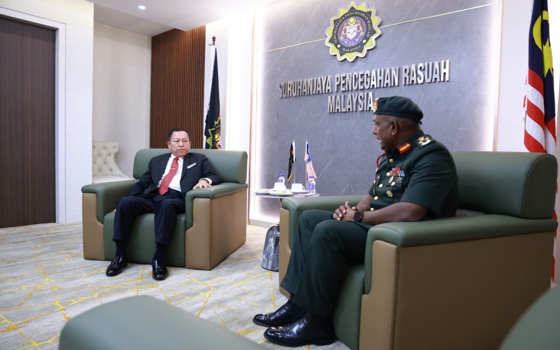 MACC and Armed Forces Forge Closer Alliance Against Corruption