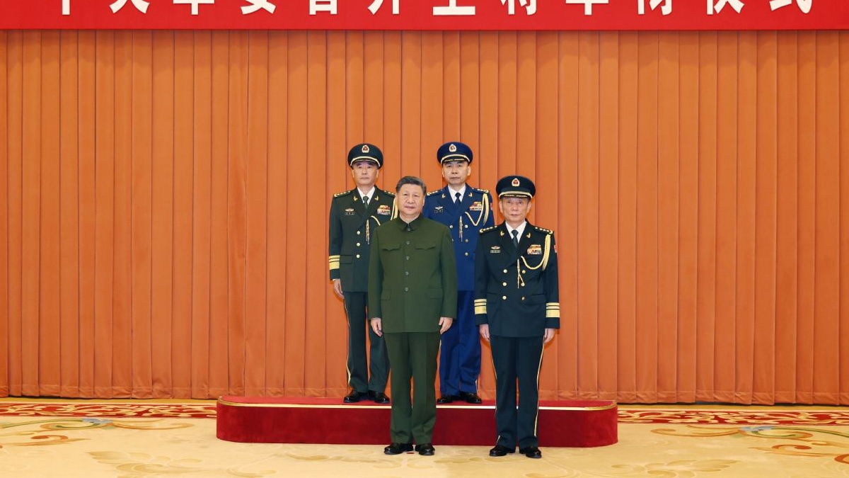 Xi shuffles military leadership as anti-corruption purge deepens