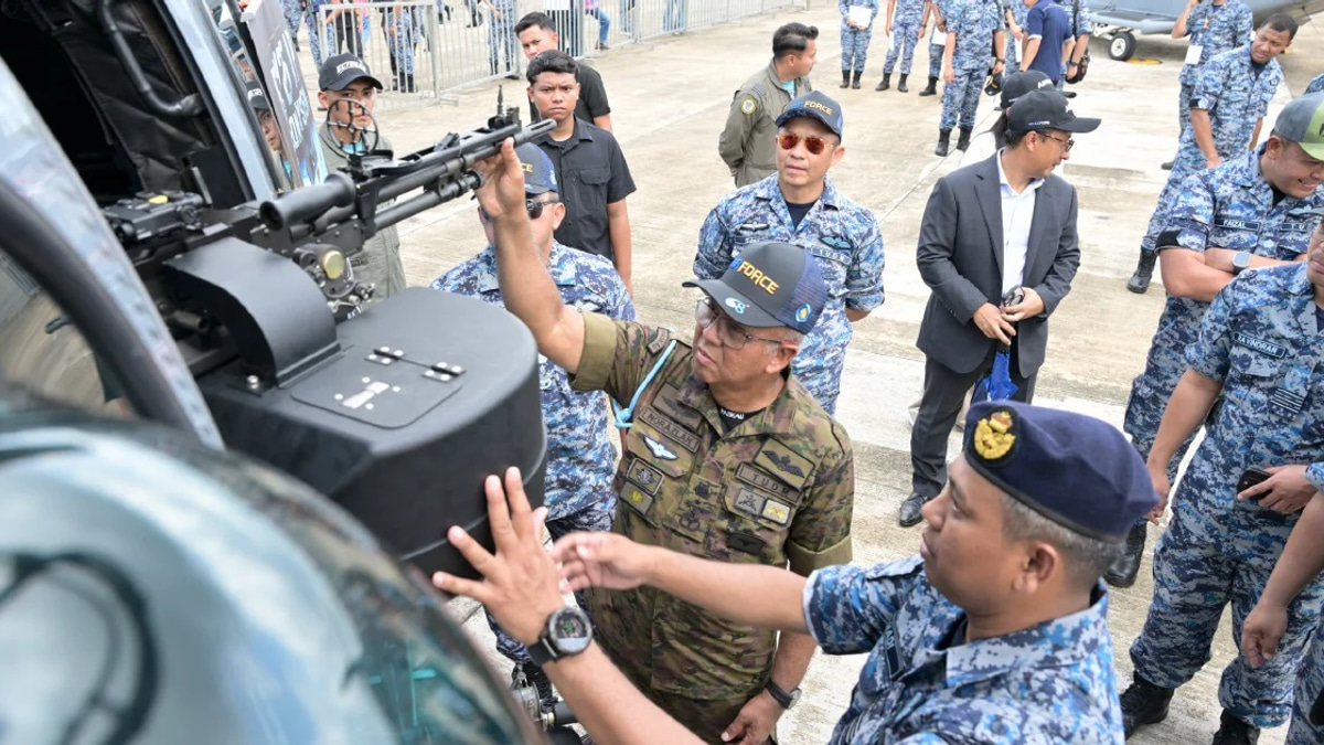 Malaysian Air Force Bolsters EC725 Helicopter Arsenal with Combat Firepower