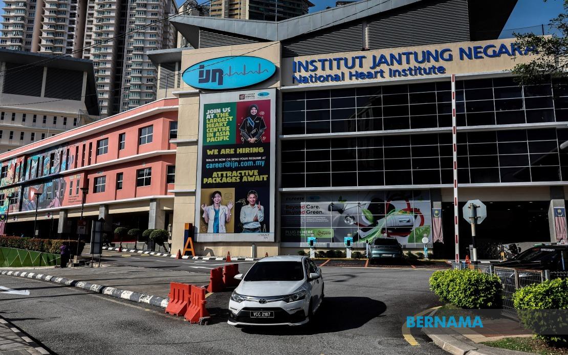 Anwar Visits Fadillah and Ismail Sabri at IJN, Reports Positive Health Progress