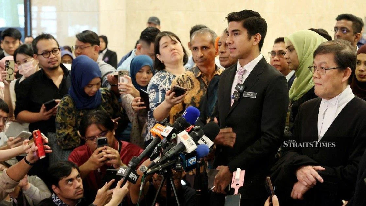 Prosecution urges calm as Federal Court postpones Syed Saddiq verdict decision