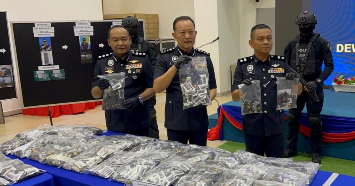 Police Dismantle RM10.68 Million Drug-Laced Vape Ring in Johor, Seven Detained