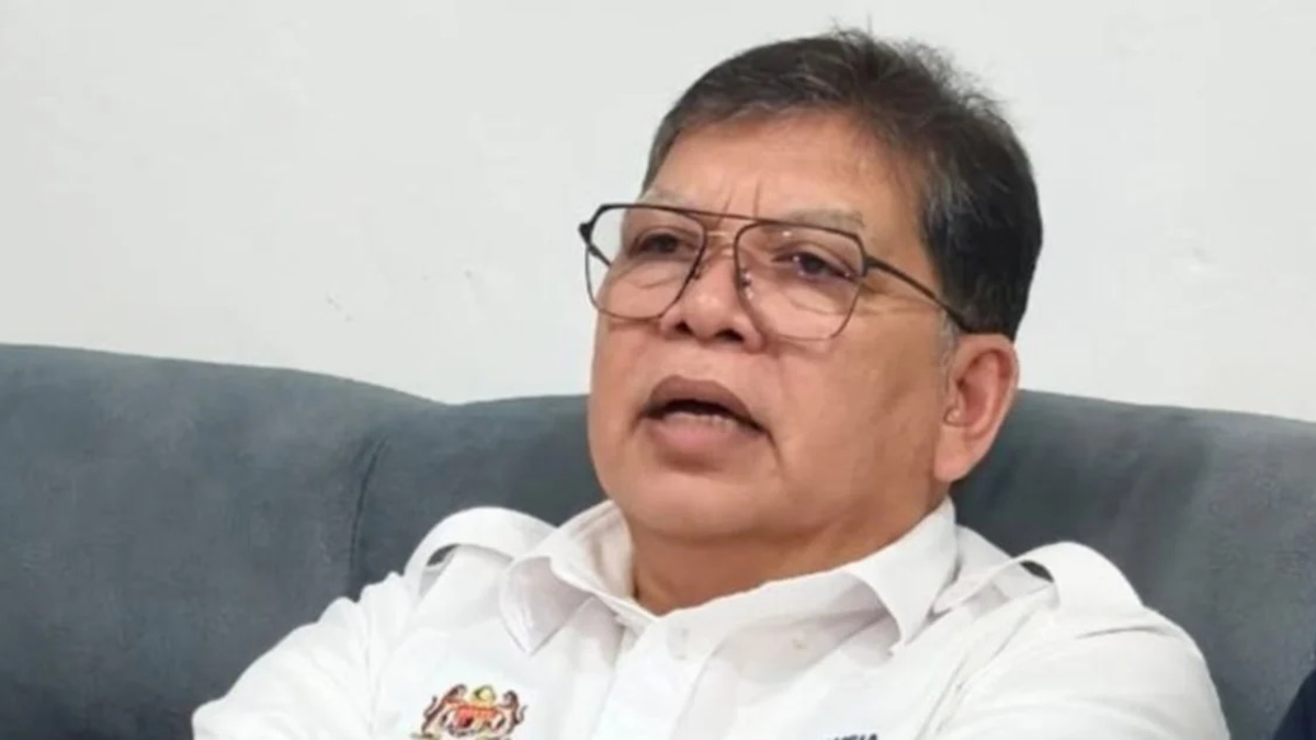 Speaker Notified of Hamzah Zainudin's Return as Opposition Leader