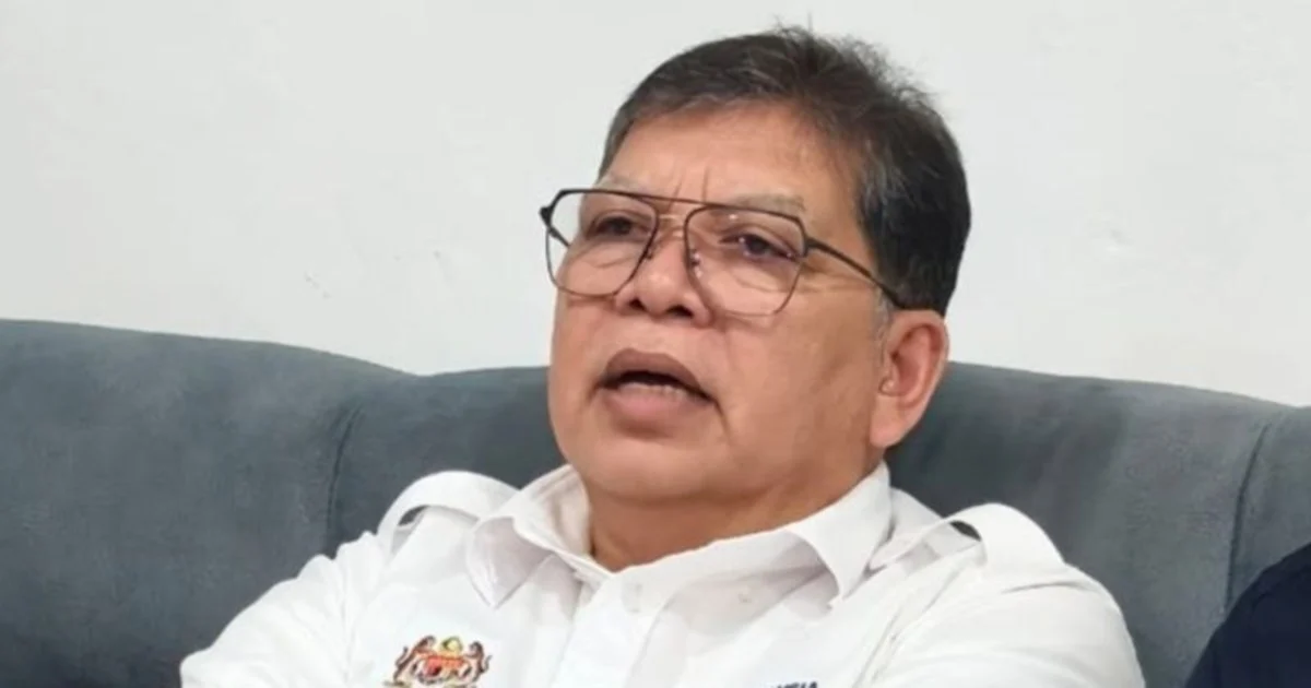 Speaker Notified of Hamzah Zainudin's Return as Opposition Leader