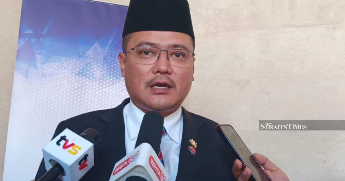 Johor BN Hits Back at Puad Over Palace Claims, Umno Youth Reports Alleged Police Complaints