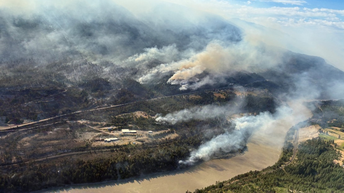 Wildfire Suppression Aircraft Crashes in Canadian Northwest, Three Killed