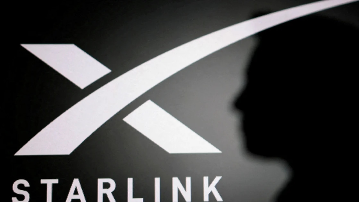 Israel Smuggled Starlink Devices into Iran to Aid Dissidents, Former PM Claims