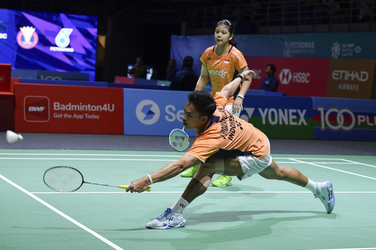 Indonesian badminton pairs step back from world championship amid integrity investigation