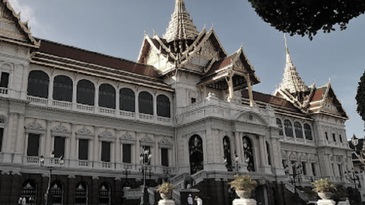 Thai Man Faces 18 Months Prison for Royal Facebook Comment, Highlighting Strict Defamation Laws
