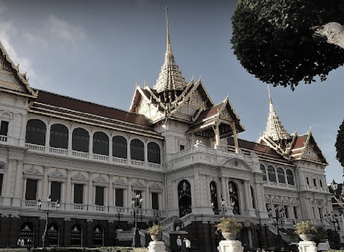 Thai Man Faces 18 Months Prison for Royal Facebook Comment, Highlighting Strict Defamation Laws