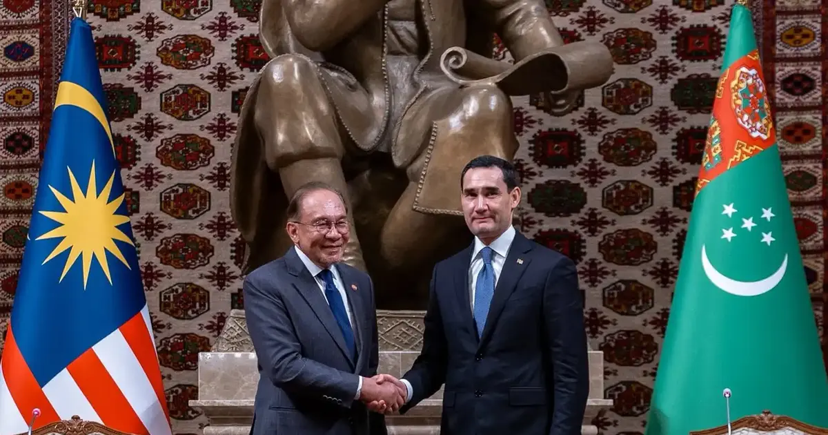 Anwar's Energy Diplomacy Creates Diverse Global Supply Network, Analysts Say