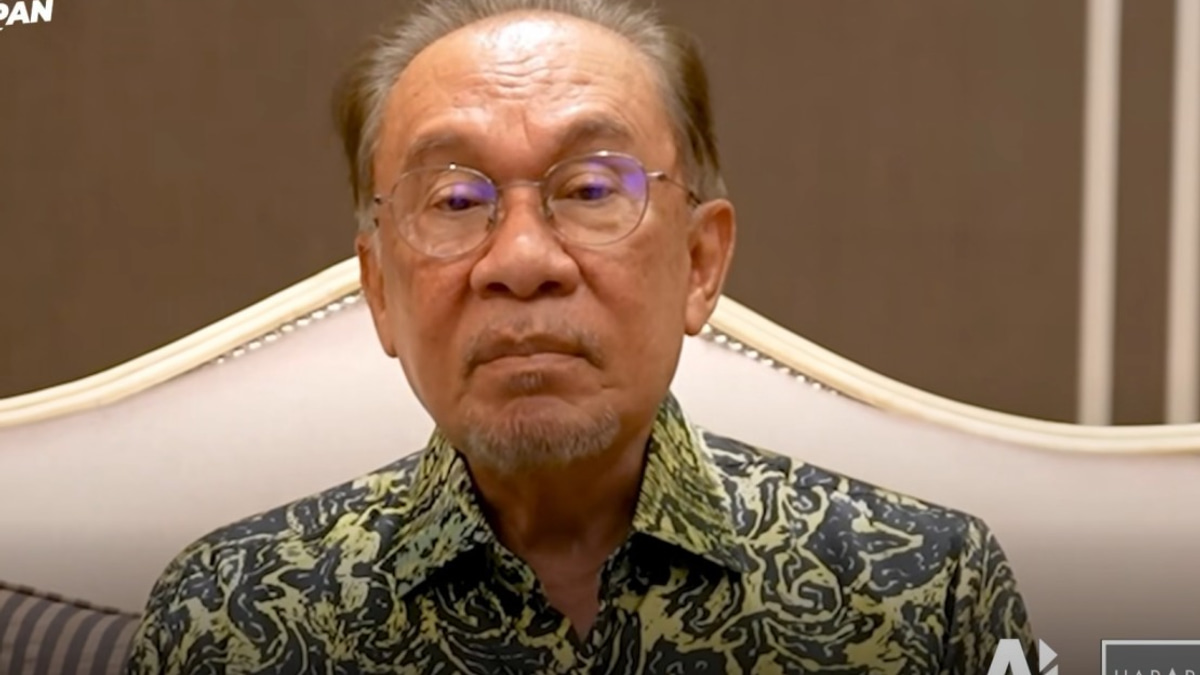 Anwar Appeals to Security Forces to Back Pakatan Harapan in Negeri Sembilan Election