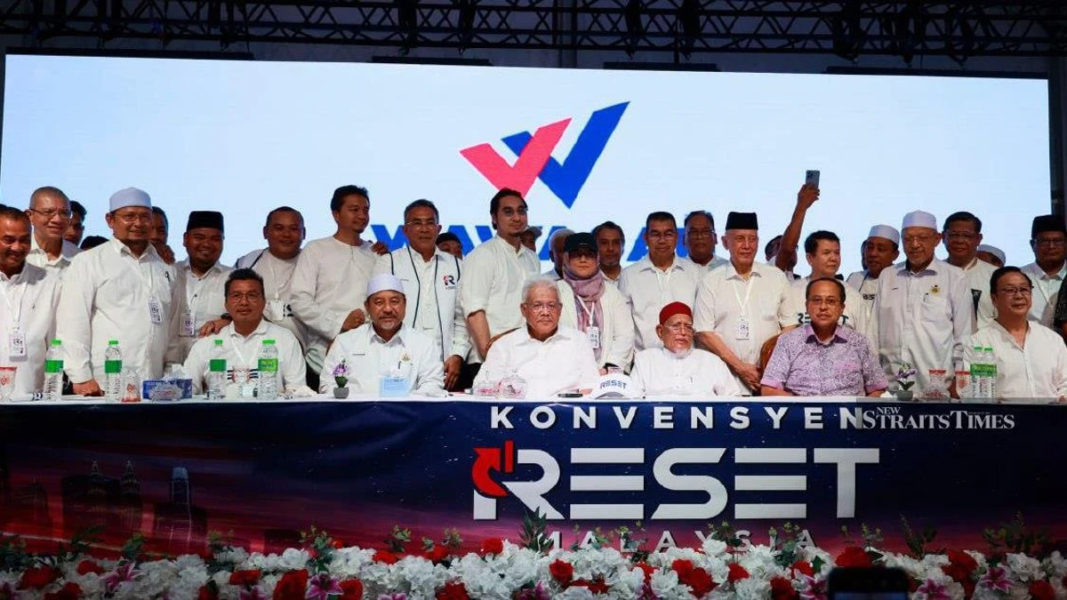 Bersatu Challenges PN's Rushed Wawasan Admission, Questions Emergency Meeting Legality