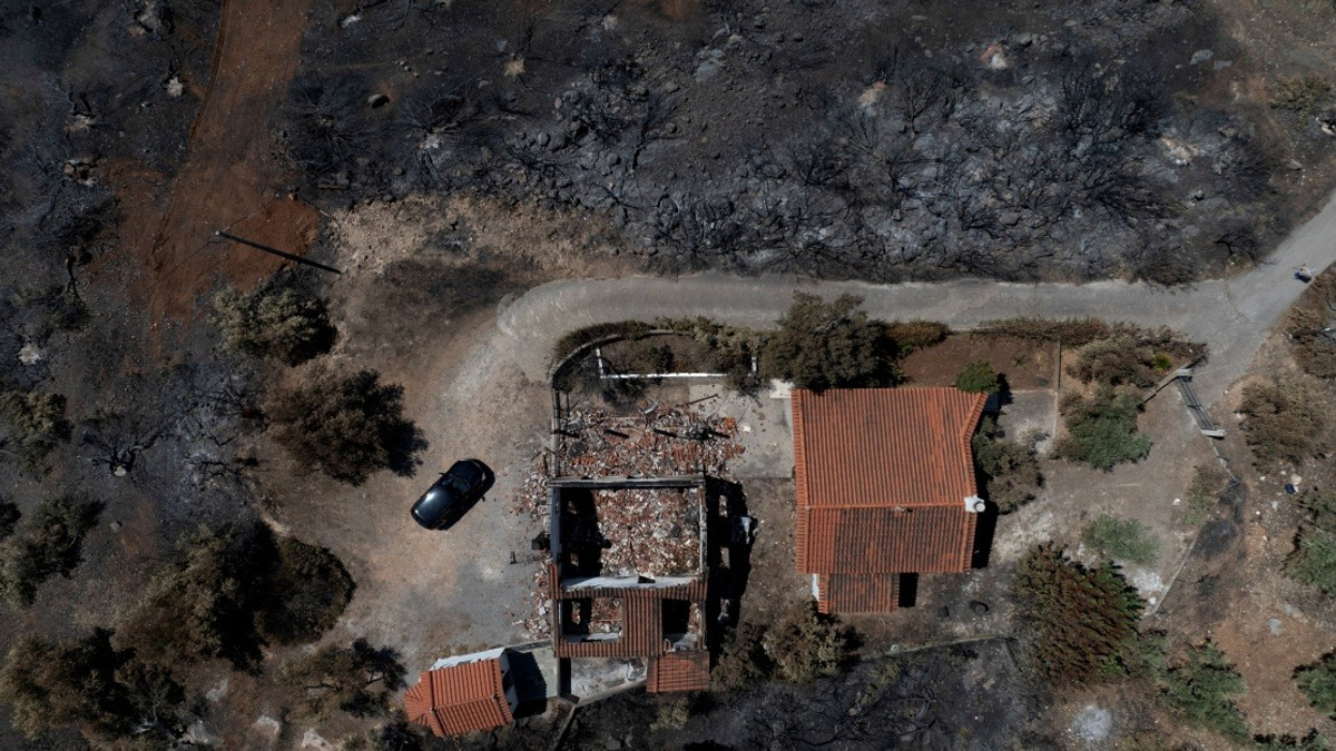 Greece Declares Maximum Wildfire Alert as Three Key Regions Face Extreme Danger