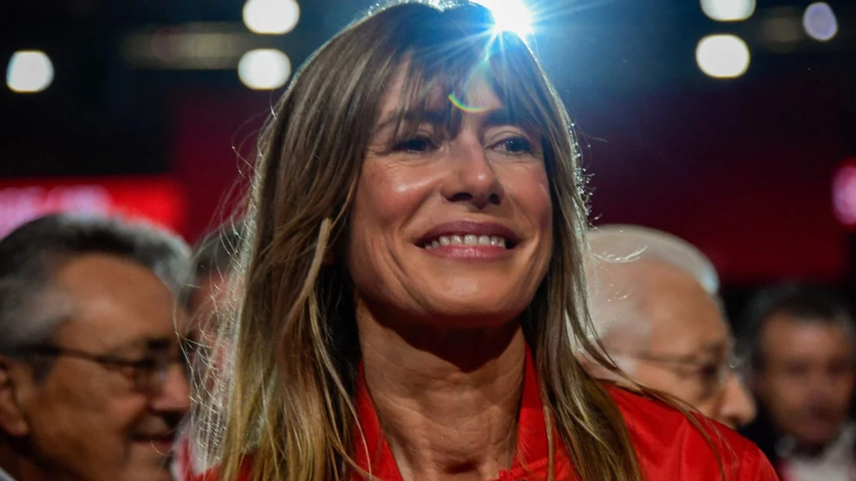 Spanish PM's Wife Ordered to Stand Trial as Court Restricts Travel