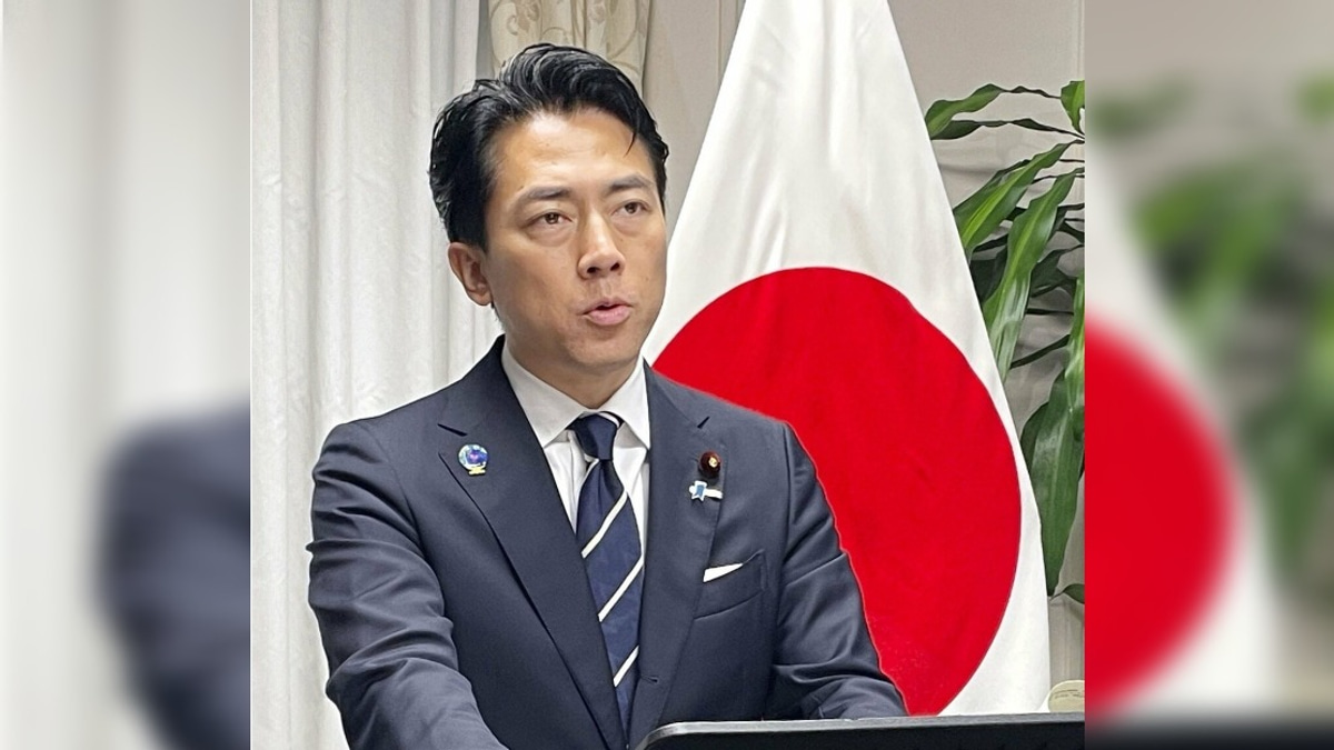 Japan Must Debate Nuclear Weapons, Says Defence Minister Koizumi