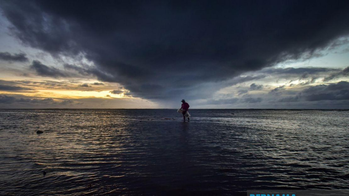 Severe Weather Alert: Thunderstorms and Heavy Rain To Batter Four Regions Until Afternoon