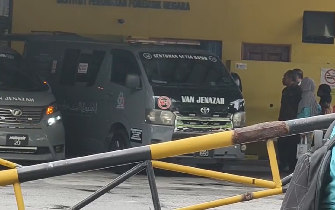 Three Family Members Killed in JIM Lorry Crash on KL Road; Bodies Released for Burial in Perak