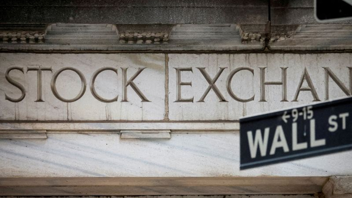 Wall Street's AI Obsession Sparks Rush to Launch MANGOS-Linked ETFs