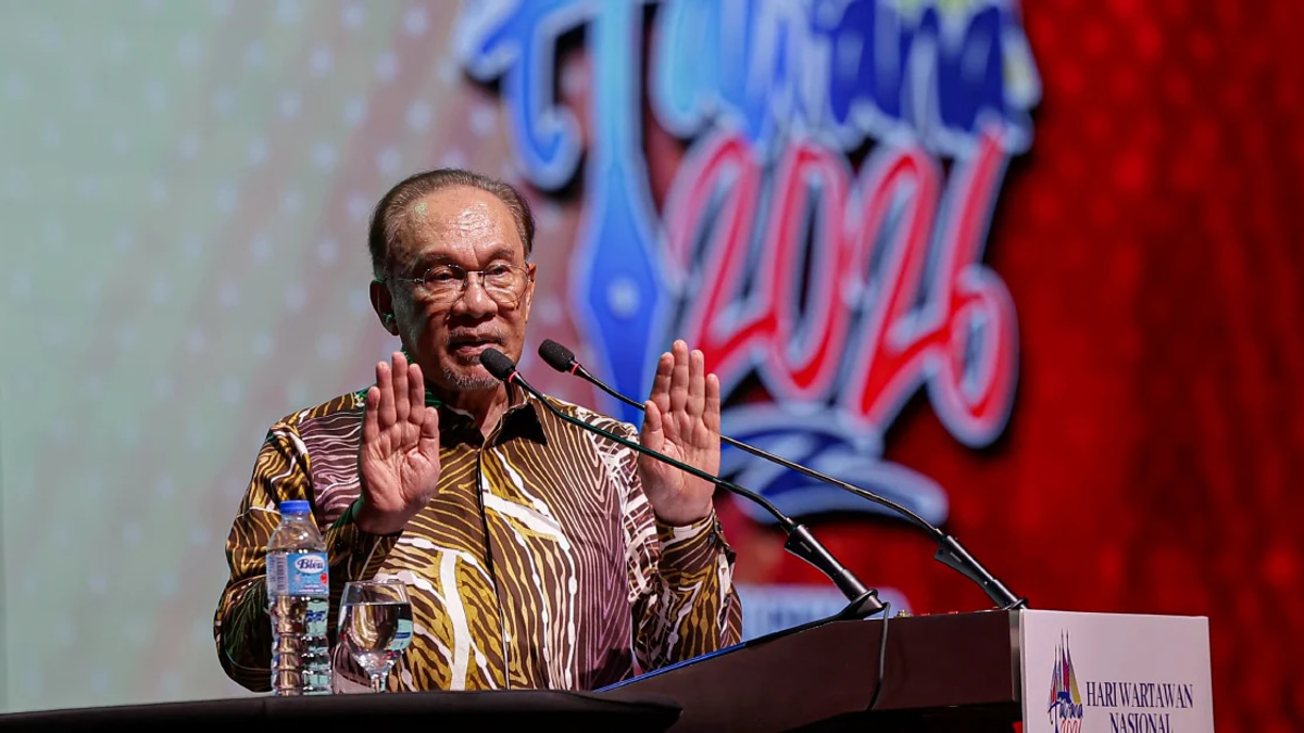 Anwar backs Nallini's appointment to bolster Media Council credibility