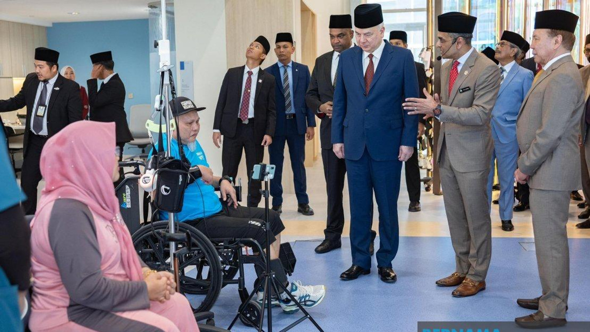 Perak Sultan Opens PERKESO Neuro-Robotics Centre, Calls for Workplace Inclusion of Rehabilitated Workers
