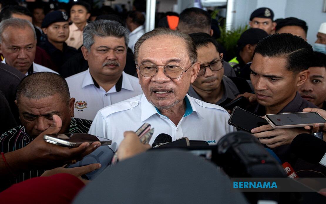 PM Warns Government Officials Against Attacking Unity Coalition During State Campaigns